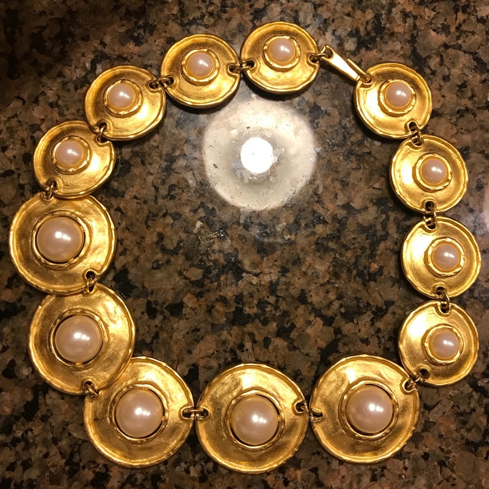 Vintage 90’s Gold & Pearl Necklace